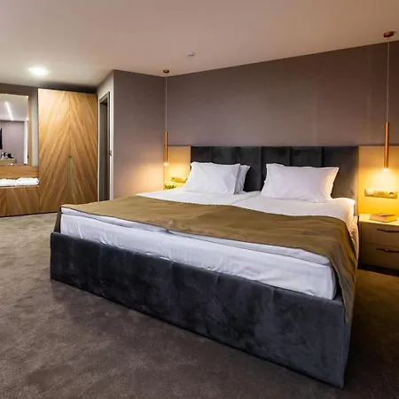 Hotel Grand Shumen