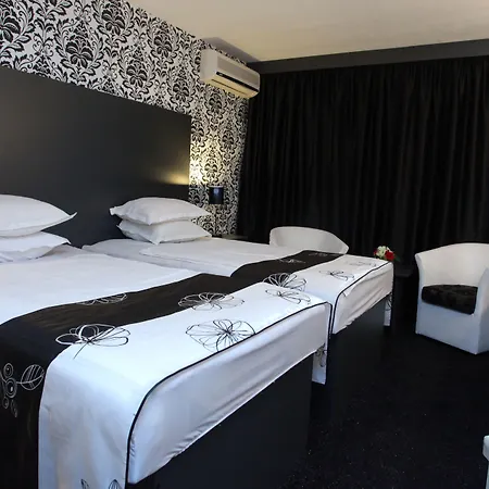 Grand Hotel Szumen
