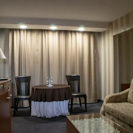Otel Grand Shumen