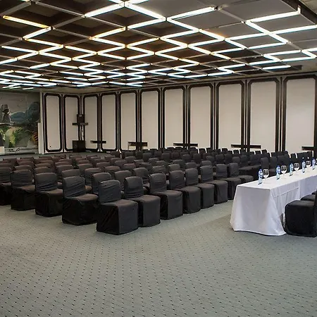 Grand 4* Șumen