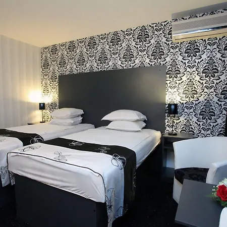 Hotel Grand