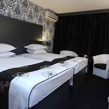 Grand 4* Shumen