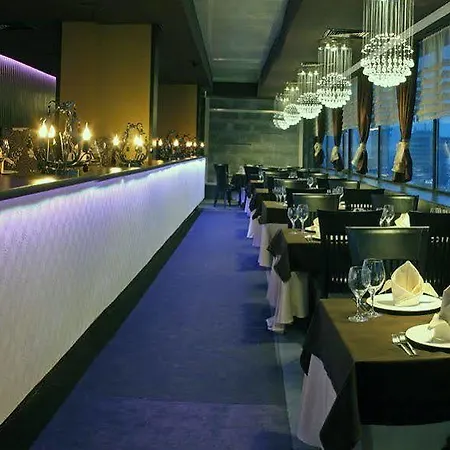 Grand Hotel 4*